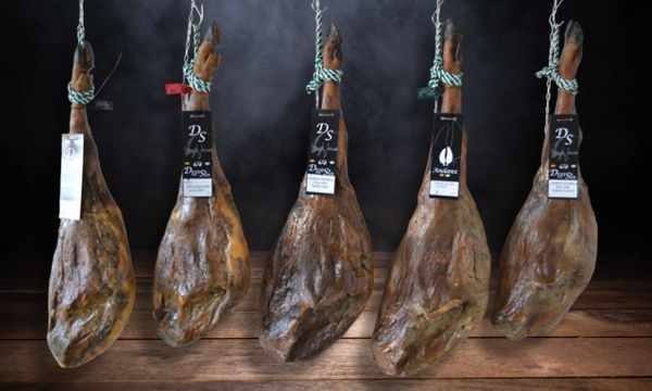 Jamones y Paletas ibéricas de Monesterio